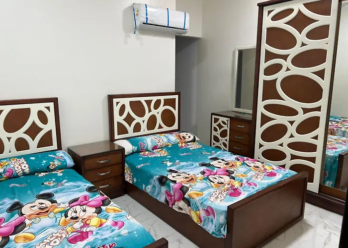 خلف الإليزي Apartman