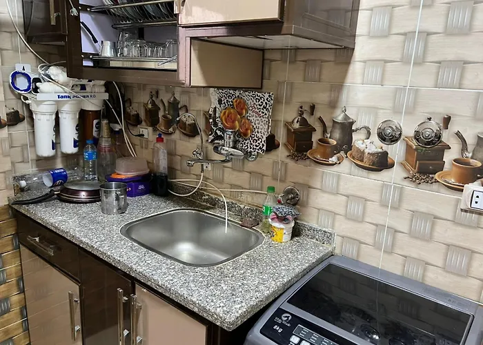 خلف الإليزي Apartman *